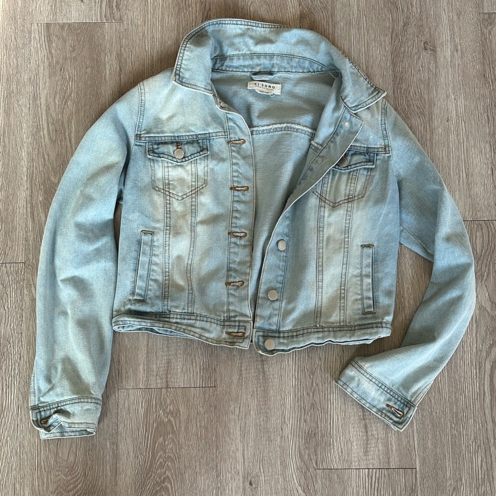 Light wash jean jacket